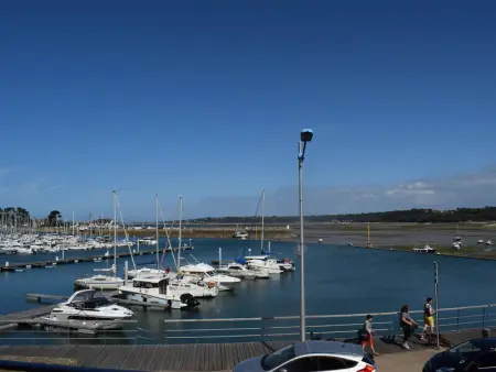 Appartement avec grande terrasse, WIFI, proche port et commerces, Perros-Guirec - Photo 15