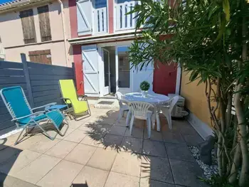 Wohnung in Marseillan,Charmante maison 2 pièces cabine 6 personnes, proche mer et étang, terrasse avec BBQ FR-1-326-752 N°893916