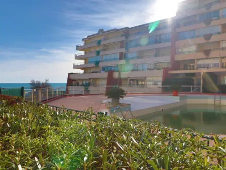 Appartement RDC à Sète: 3 pièces, Piscine, Accès Plage, Parking, Wifi - Photo 8