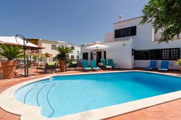 Villa V5 With Private Pool, Villa 10 personnes à Olhos D'Água 903901