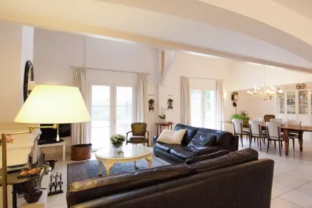 La Haute Prèze 34 près de la Dordogne, Villa de luxe avec piscine chauffée sur golf avec beaucoup d'intimité et vue panoramique. - Photo 12