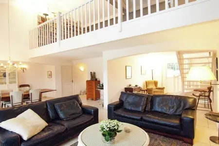 La Haute Prèze 34 près de la Dordogne, Villa de luxe avec piscine chauffée sur golf avec beaucoup d'intimité et vue panoramique. - Photo 13