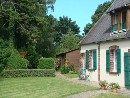 Maison Nature avec Salle de Jeux, Jardin Clos, et Wi-Fi à Dampierre-sous-Brou - Photo 23