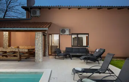 Location Maison 8 personnes à Medulin - Photo 17