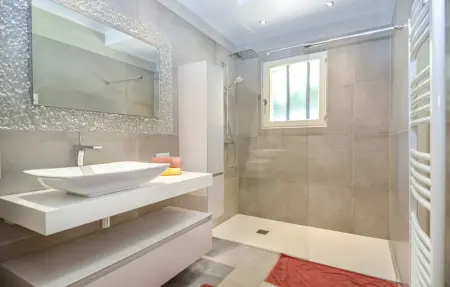 Location Maison 6 personnes à Montaren et St Mediers - Photo 22