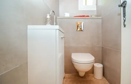 Location Maison 6 personnes à Montaren et St Mediers - Photo 23