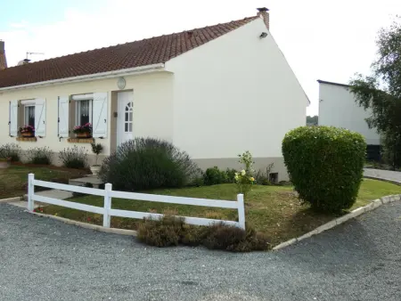 Maison de plain-pied avec cour privée, proche de la plage, idéale pour familles, Côte d'Opale. - Photo 1