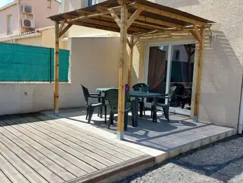 Maison à Marseillan Plage, Maison climatisée en duplex, 2 chambres, terrasse, garage à 250m de la plage - L846719