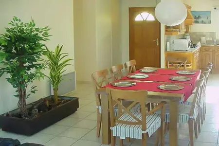 La Croix Blanche, Chalet spacieux à La Croix-Blanche avec piscine - Photo 5