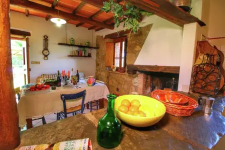 Bellavista Terra, Maison de vacances rustique à Ortignano avec piscine - Photo 15