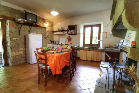 Bellavista Primo, Chaleureuse maison de vacances à Ortignano avec piscine - Photo 1