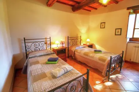 Agriturismo Bellavista, Ferme confortable à Ortignano en Italie avec piscine privée - Photo 21