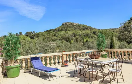 Location Maison 6 personnes à Vernègues - Photo 1