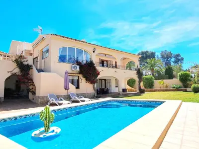 Villa à Moravit, Villa intime à Moraira avec piscine privée, proche plage et commodités - L846902