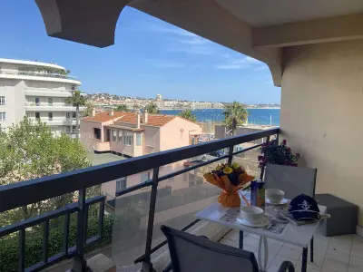 Appartement à Fréjus, Appartement 2 pièces avec terrasse près de la plage - L1006120