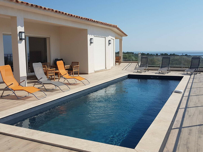 BAVELLA - piscine privée -clim - vue mer-10 pers, Location Villa in Sari Solenzara - Foto 2 / 24