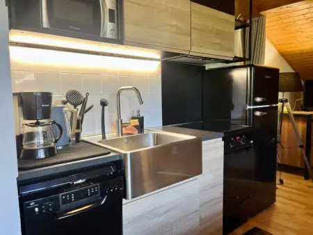 Appartement familial avec piscines et parking, proche centre et skibus - Photo 4