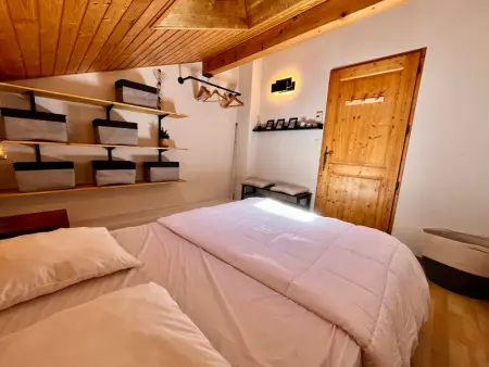 Appartement familial avec piscines et parking, proche centre et skibus - Photo 7