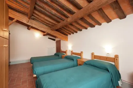 Borgata Porpora Due, Spacieux appartement dans une ferme dans la campagne avec vues spectaculaires - Photo 10