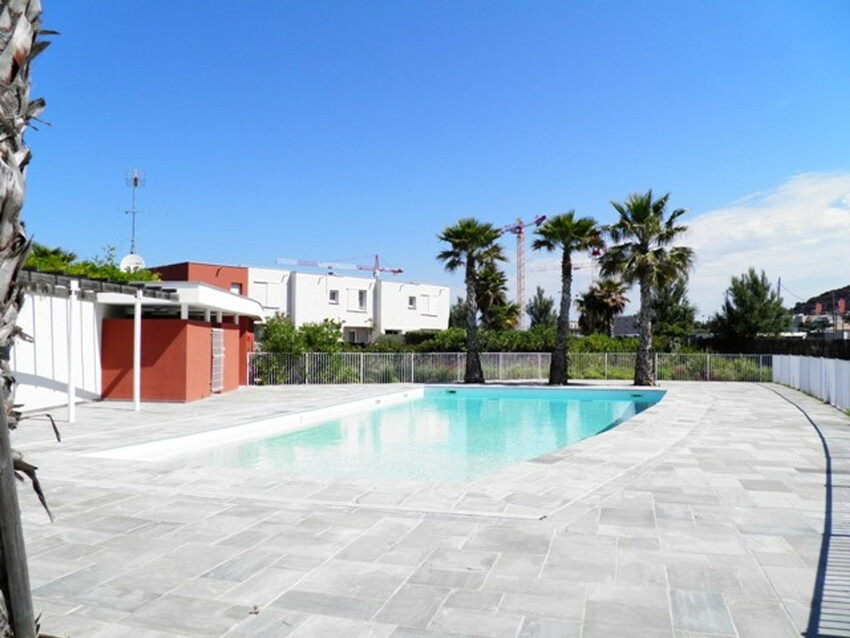 Villa 4 pièces à 800m de la plage dans résidence avec piscine, Location Villa à Sète - Photo 9 / 22