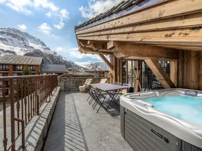 Appartement à Val d'Isère, Appartement Duplex avec Terrasse, Jacuzzi et Cheminée - Val-d'Isère - L894940