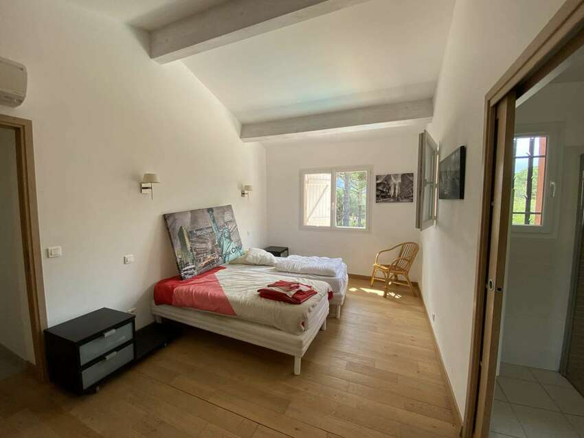 VILLA 5 PIECES - 130 m² - DOMAINE DES RESTANQUES - 8 COUCHAGES, Location Villa à Sainte Maxime - Photo 10 / 15