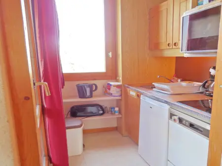 Studio divisible 4 pers. - Balcon, Animaux admis, Pied des pistes, Proches commerces - Photo 4