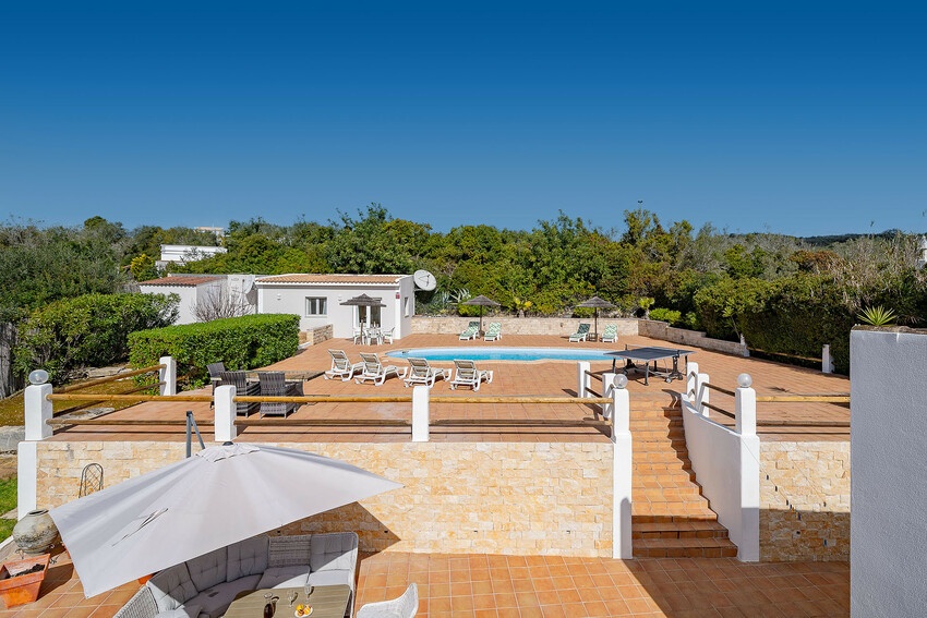 Gated Family Villa with Annex, Private Pool & Gardens, Loule Countryside, Location Villa à Loulé - Photo 1 / 26