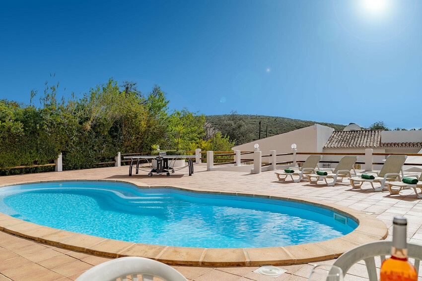 Gated Family Villa with Annex, Private Pool & Gardens, Loule Countryside, Location Villa à Loulé - Photo 20 / 26
