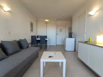 Wohnung in Juan les Pins,Appartement 2 pièces avec piscine, terrasse et à 400m de la plage à Antibes FR-1-252-164 N°895196