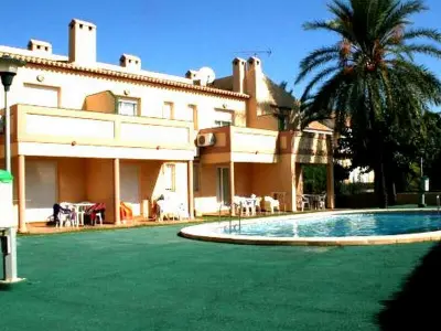 Appartement à Denia, Bungalow proche plage avec piscine, parking et climatisation à Denia - L1034507