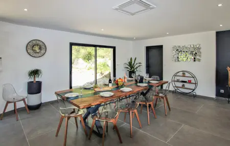 Location Maison 10 personnes à Alissas - Photo 4