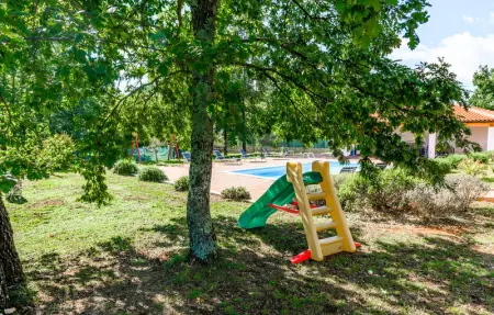 Location Maison 12 personnes à Pazin - Photo 25