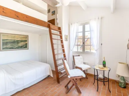 Château de la Madrague, Appartement 2 personnes à Saint Cyr sur Mer La Madrague - Photo 4