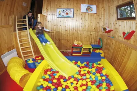 La Ribambelle, Maison en Belgique avec Salle de Jeux - Photo 7