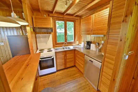 Arbre Dressé, Chalet à Durbuy avec Jacuzzi & Jardin - Photo 3