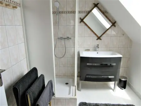 Maison 5 pièces à 50m de la plage avec jardin, terrasse et parking, idéale pour 8-9 personnes - Photo 24