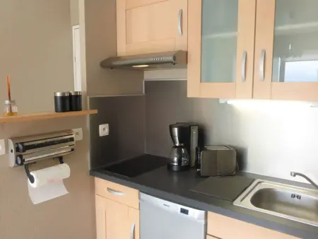 Appartement avec balcon, accès direct à la plage, garage privatif - Photo 5