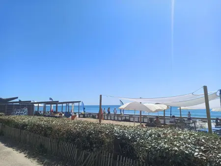 Appartement avec balcon, accès direct à la plage, garage privatif - Photo 21