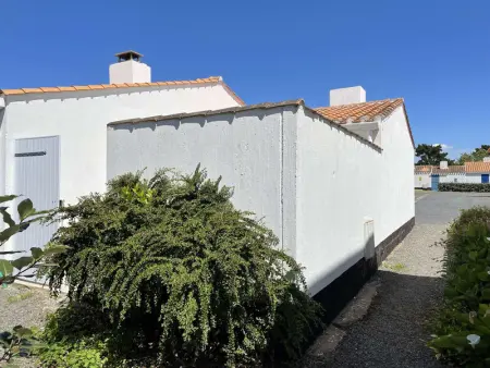 Petite maison rénovée près de la mer avec piscine chauffée, tennis et patio - Bretignolles-sur-Mer - Photo 21