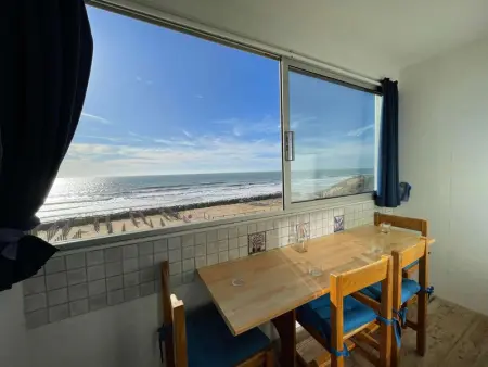 Appartement à Saint Hilaire de Riez, Appartement 3 pièces Saint-Hilaire-de-Riez, 50m plage, parking, animaux admis - L944190