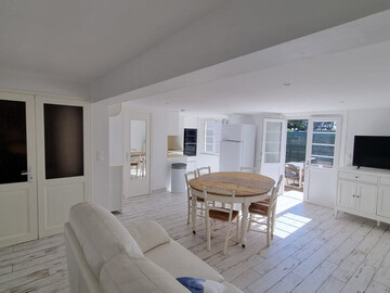 Location Appartement à Vieux Boucau les Bains,Appartement rénové avec goût, 4 ch, terrasse, à 500m de la plage et 350m du lac FR-1-239-761 N°995255