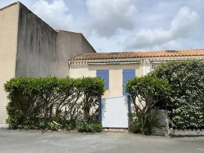 Appartement à Dolus d'Oléron, Maison rénovée 4 couchages à 350m de la plage avec jardinet et parking privé - N°895778