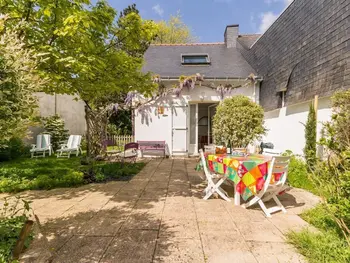 Agriturismo a Blain,Gîte rénové calme avec jardin fleuri, à proximité du canal de Nantes à Brest et de la forêt du Gâvre FR-1-306-1007 N°849171