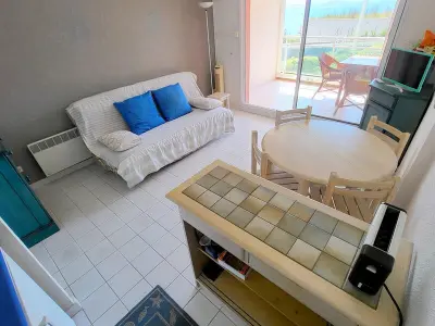 Appartement à Six Fours les Plages, T2 + coin nuit - Mer, Piscine, Tennis, Parking à 200m des Plages/Commerces - L895799