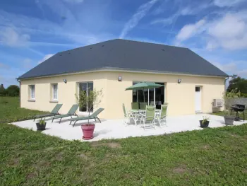 Gîte in Pirou,Maison neuve plain-pied, 3 chambres, proche plage, jardin clos, terrasse, garage, équipements complets FR-1-362-973 N°849221