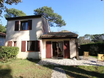 Maison à Saint Brevin les Pins, Maison familiale à 750m de la plage, jardin et parking privé - L849224