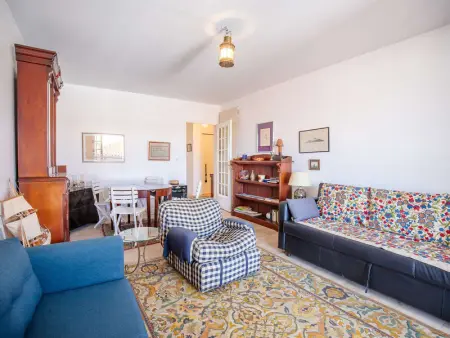 Appartement de caractère avec balcon et parking à 2 pas de la plage, centre historique de Saint-Jean-de-Luz - Photo 2