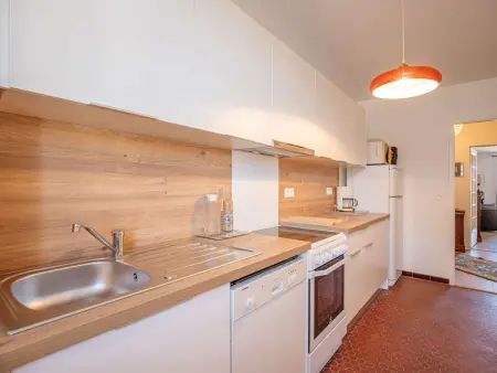 Appartement de caractère avec balcon et parking à 2 pas de la plage, centre historique de Saint-Jean-de-Luz - Photo 4