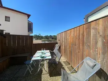 Appartement à Capbreton, T2 spacieux sur le port de Capbreton avec terrasse, équipé pour 4 pers, ascenseur et proche commodités - L854268